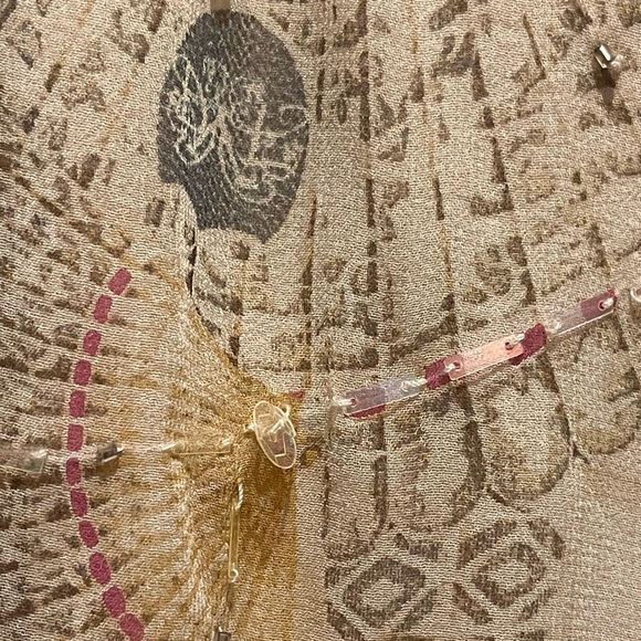 Diane Von Furstenberg romantic boho silk blouse w/ iridescent sequins Sz Small. - Picture 11 of 13